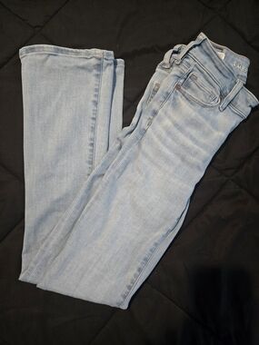 American Eagle Outfitters Light Wash- High Rise Skinny Kick Boot Cut